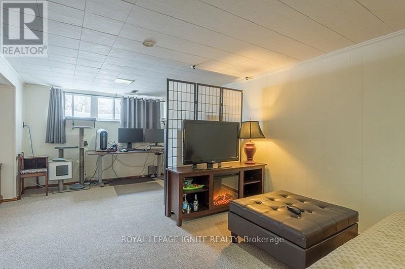 947 Southlawn Drive, Peterborough (Ashburnham Ward 4), Ontario  K9J 1E9 - Photo 12 - X13416114