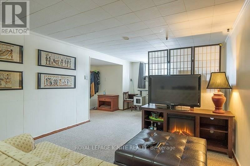 947 Southlawn Drive, Peterborough (Ashburnham Ward 4), Ontario  K9J 1E9 - Photo 13 - X13416114