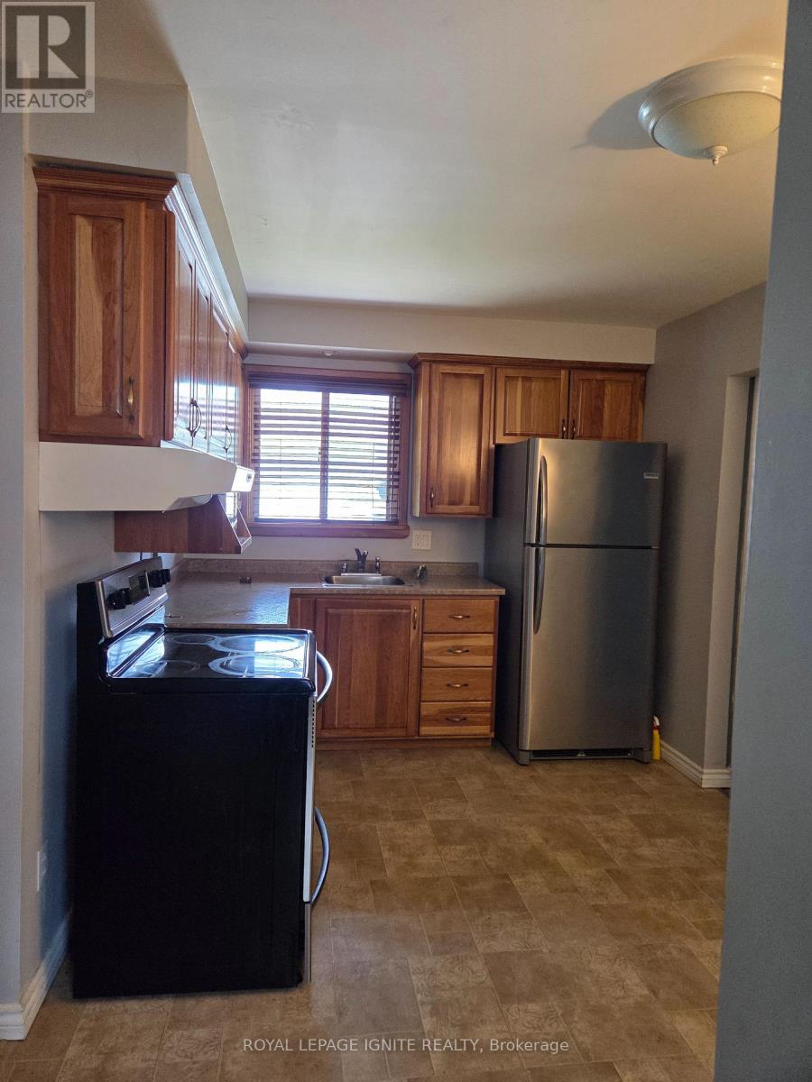 947 Southlawn Drive, Peterborough (Ashburnham Ward 4), Ontario  K9J 1E9 - Photo 6 - X13416114