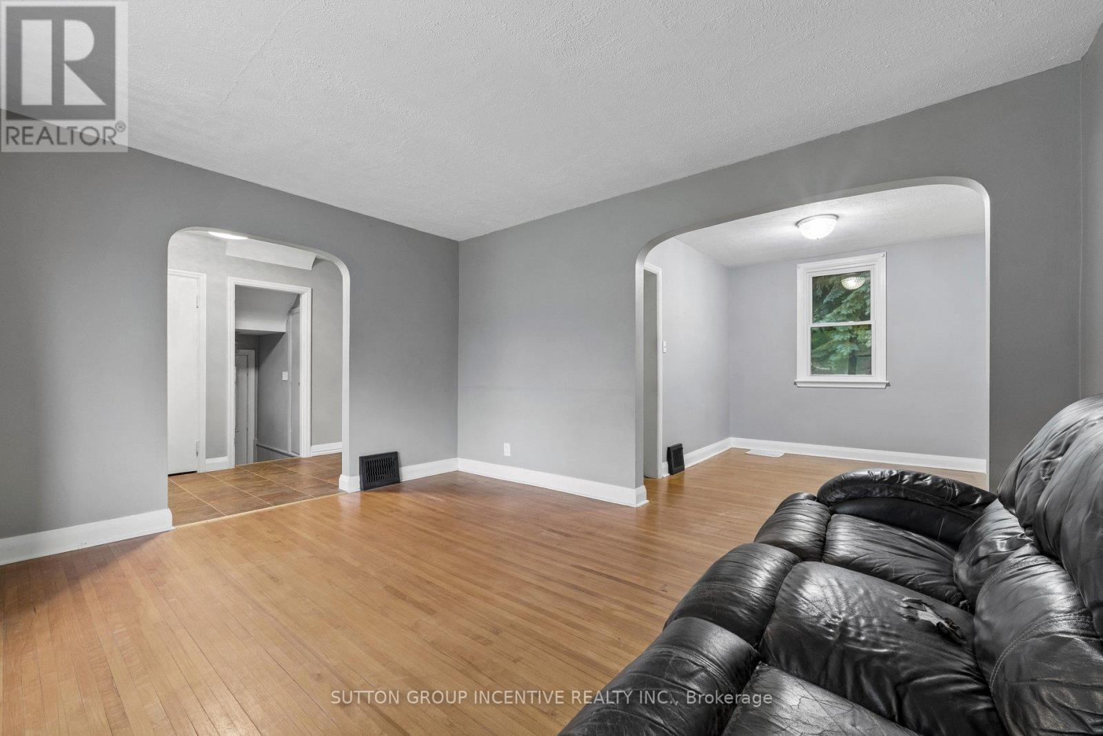 581 Arndon Avenue, Peterborough (Otonabee Ward 1), Ontario  K9J 4A9 - Photo 10 - X13416644