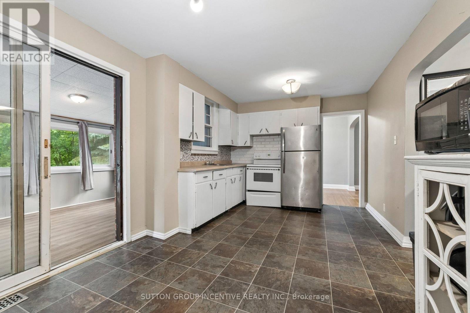 581 Arndon Avenue, Peterborough (Otonabee Ward 1), Ontario  K9J 4A9 - Photo 14 - X13416644