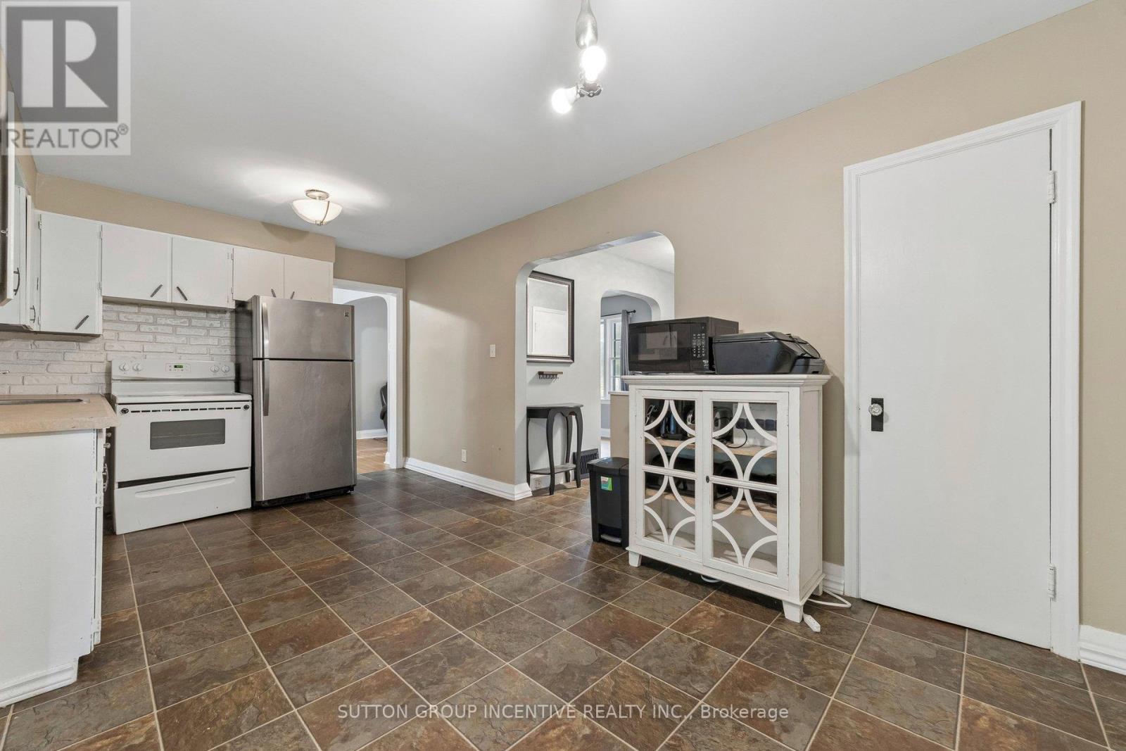 581 Arndon Avenue, Peterborough (Otonabee Ward 1), Ontario  K9J 4A9 - Photo 15 - X13416644