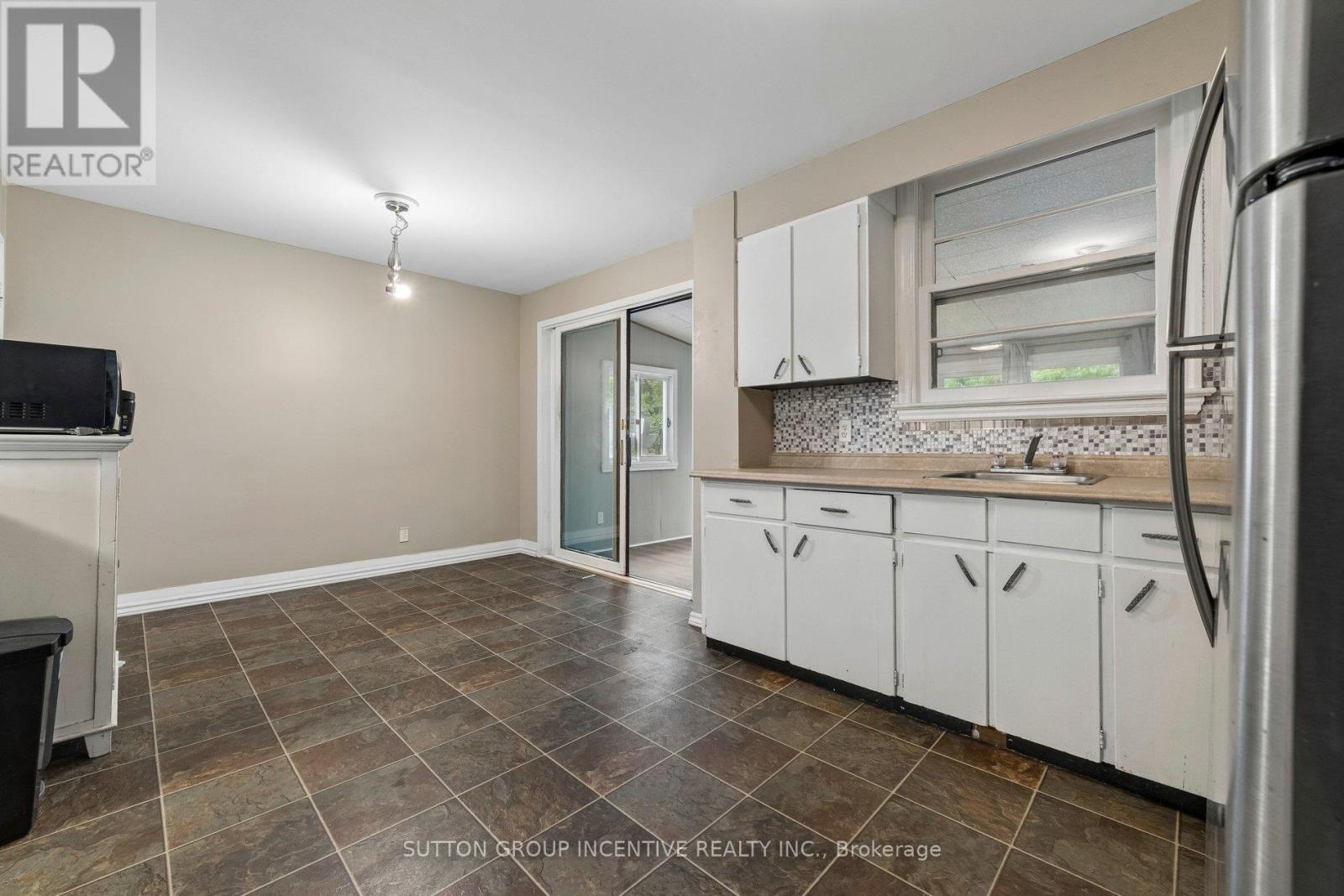 581 Arndon Avenue, Peterborough (Otonabee Ward 1), Ontario  K9J 4A9 - Photo 16 - X13416644