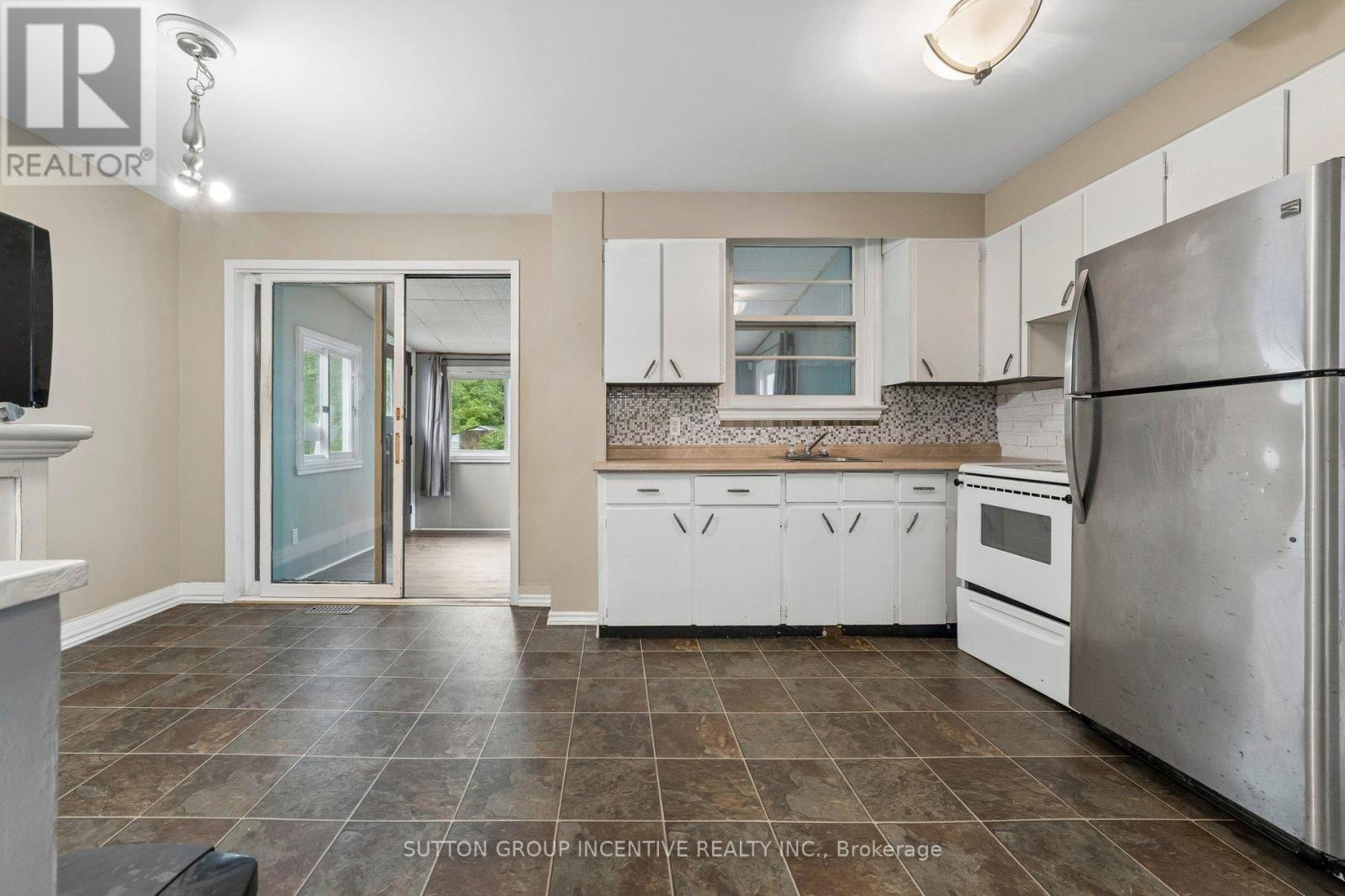 581 Arndon Avenue, Peterborough (Otonabee Ward 1), Ontario  K9J 4A9 - Photo 18 - X13416644