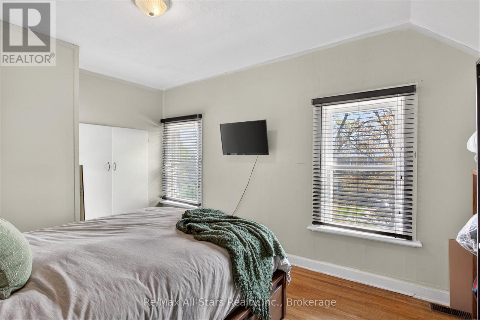 90 Glenelg Street W, Kawartha Lakes (Lindsay), Ontario  K9V 2V9 - Photo 22 - X13416974