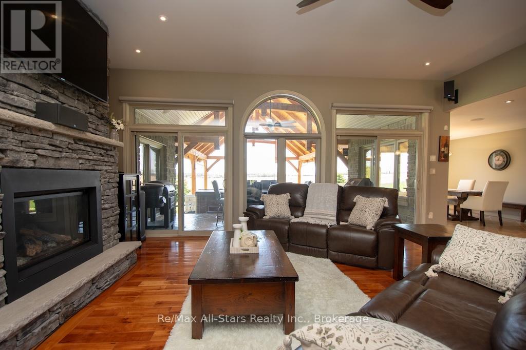 1308 River Road, Kawartha Lakes (Ops), Ontario  K9V 4R4 - Photo 7 - X13418570