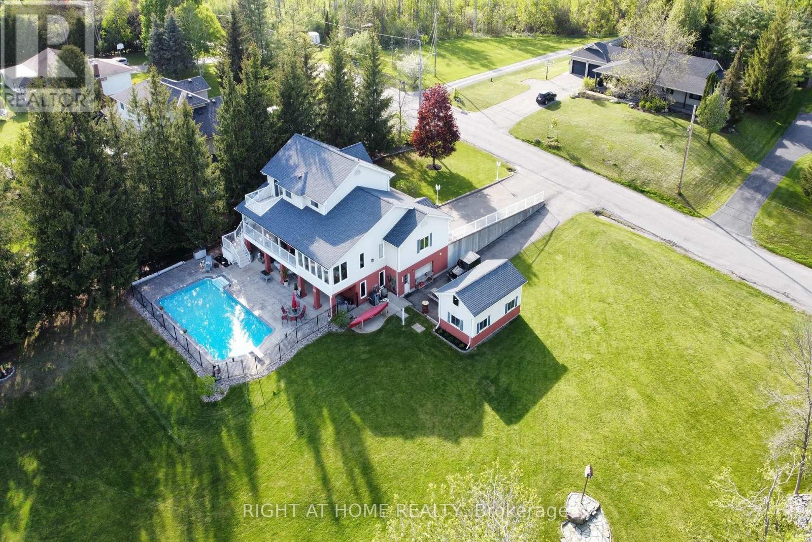 599 Maniece Avenue, Peterborough (Ashburnham Ward 4), Ontario  K9L 0C1 - Photo 5 - X13418624