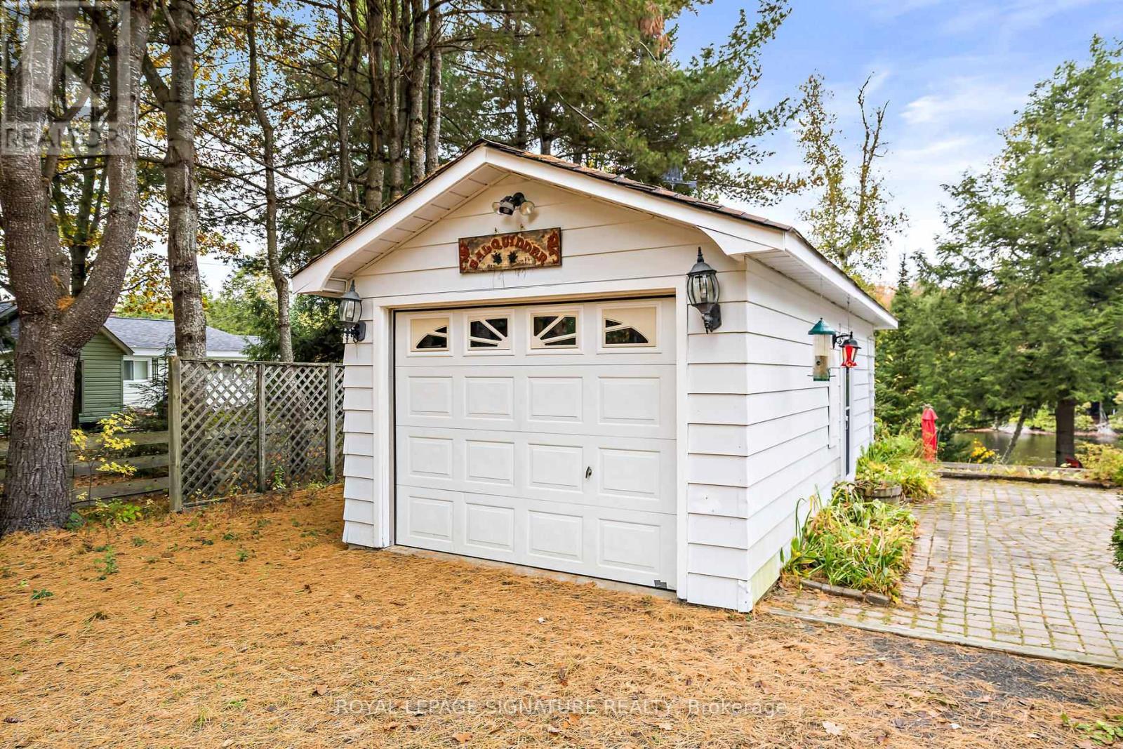 1047 Lagoon Road, Highlands East (Cardiff Ward), Ontario  K0L 1C0 - Photo 4 - X13418642