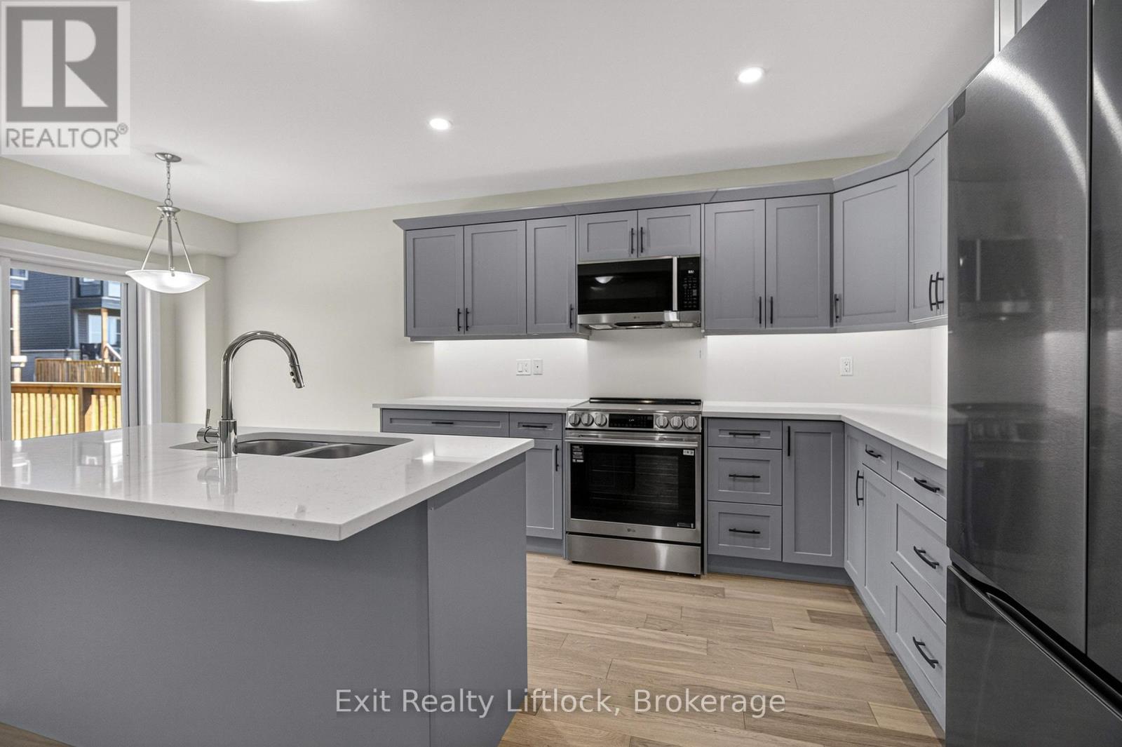 242 O'neil Street, Peterborough (Monaghan Ward 2), Ontario  K9K 0H5 - Photo 12 - X13419168