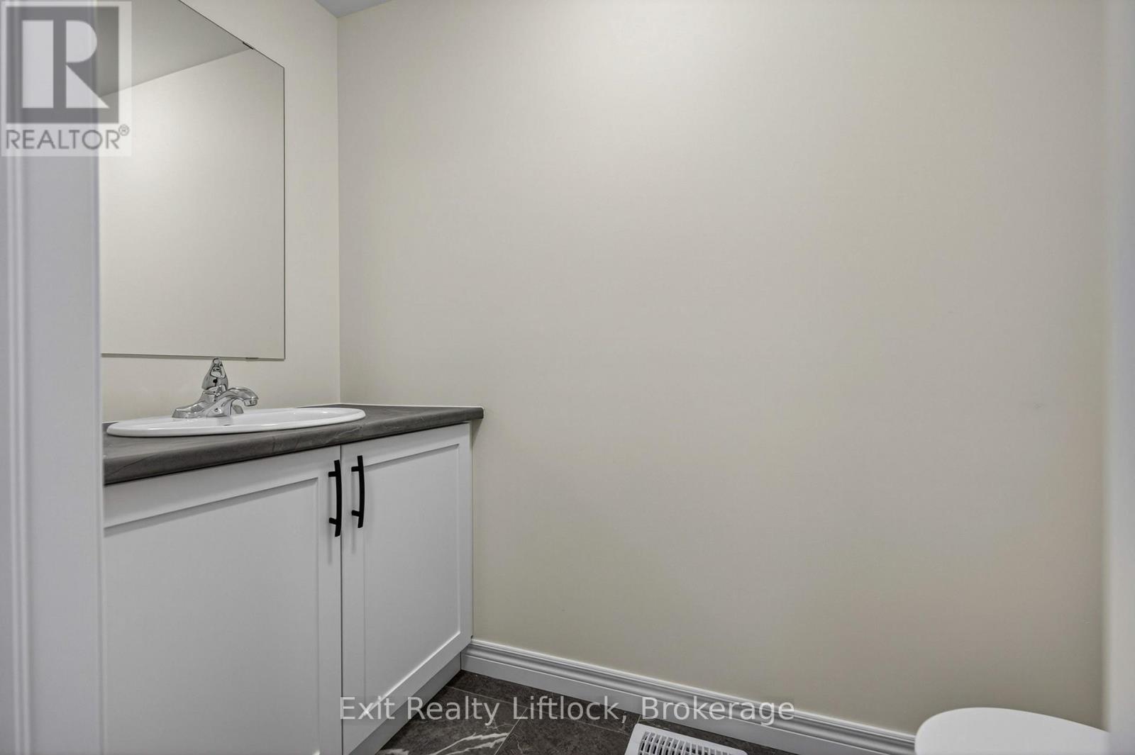 242 O'neil Street, Peterborough (Monaghan Ward 2), Ontario  K9K 0H5 - Photo 17 - X13419168