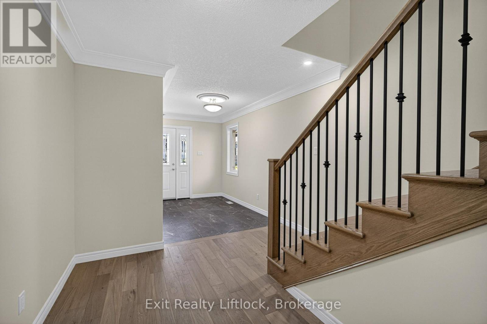 242 O'neil Street, Peterborough (Monaghan Ward 2), Ontario  K9K 0H5 - Photo 5 - X13419168