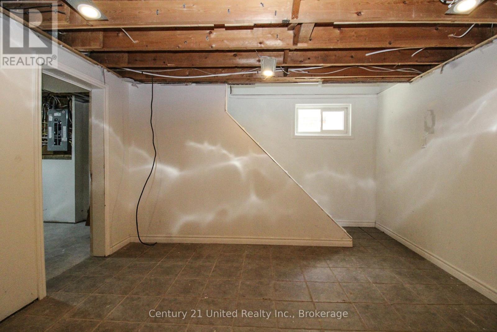 822 Argyle Street, Peterborough (Northcrest Ward 5), Ontario  K9H 5T3 - Photo 32 - X13419224