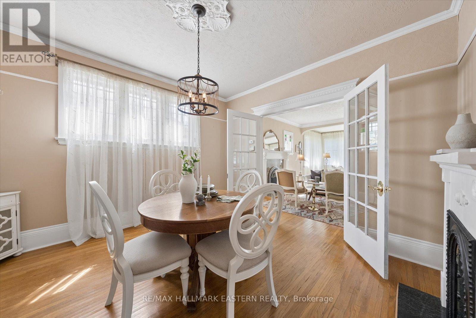 474 Gilmour Street, Peterborough (Town Ward 3), Ontario  K9H 2J9 - Photo 10 - X13419280