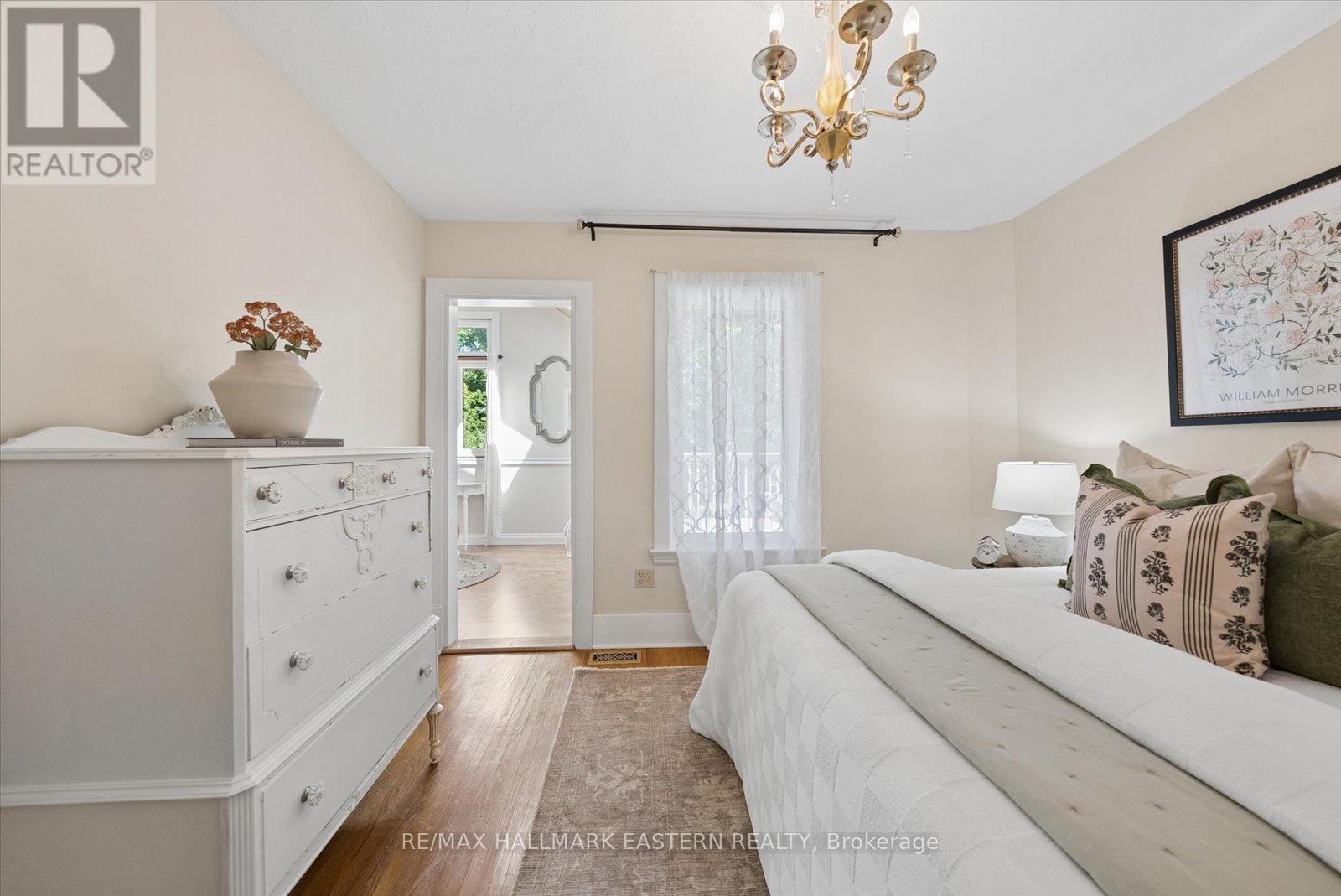474 Gilmour Street, Peterborough (Town Ward 3), Ontario  K9H 2J9 - Photo 25 - X13419280