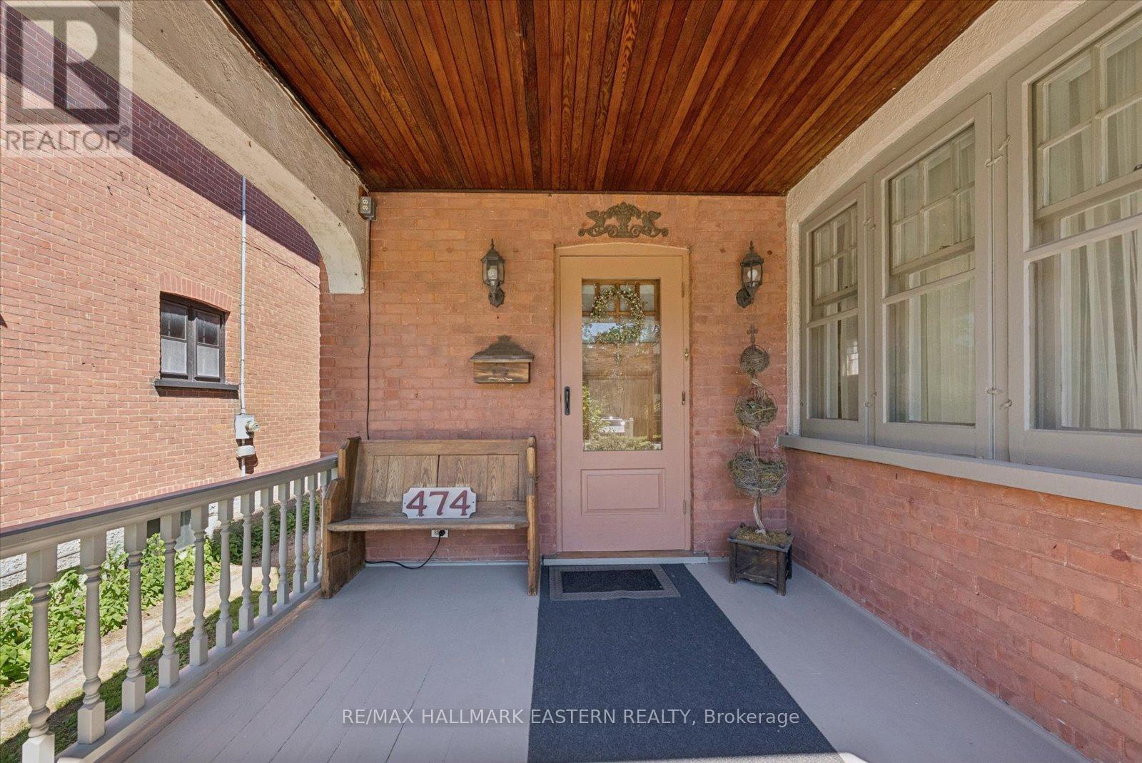 474 Gilmour Street, Peterborough (Town Ward 3), Ontario  K9H 2J9 - Photo 4 - X13419280