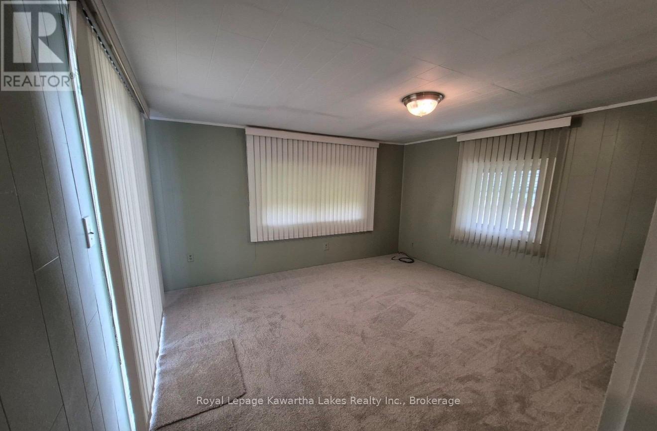 55 Parkside Drive, Kawartha Lakes (Lindsay), Ontario  K9V 5Y1 - Photo 15 - X13419888
