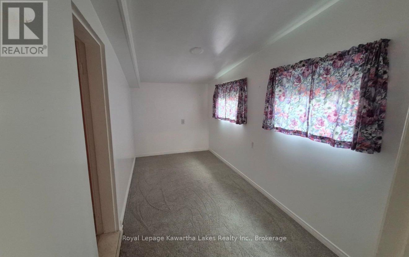 55 Parkside Drive, Kawartha Lakes (Lindsay), Ontario  K9V 5Y1 - Photo 19 - X13419888