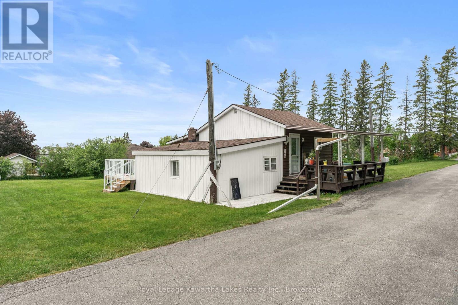 55 Parkside Drive, Kawartha Lakes (Lindsay), Ontario  K9V 5Y1 - Photo 24 - X13419888