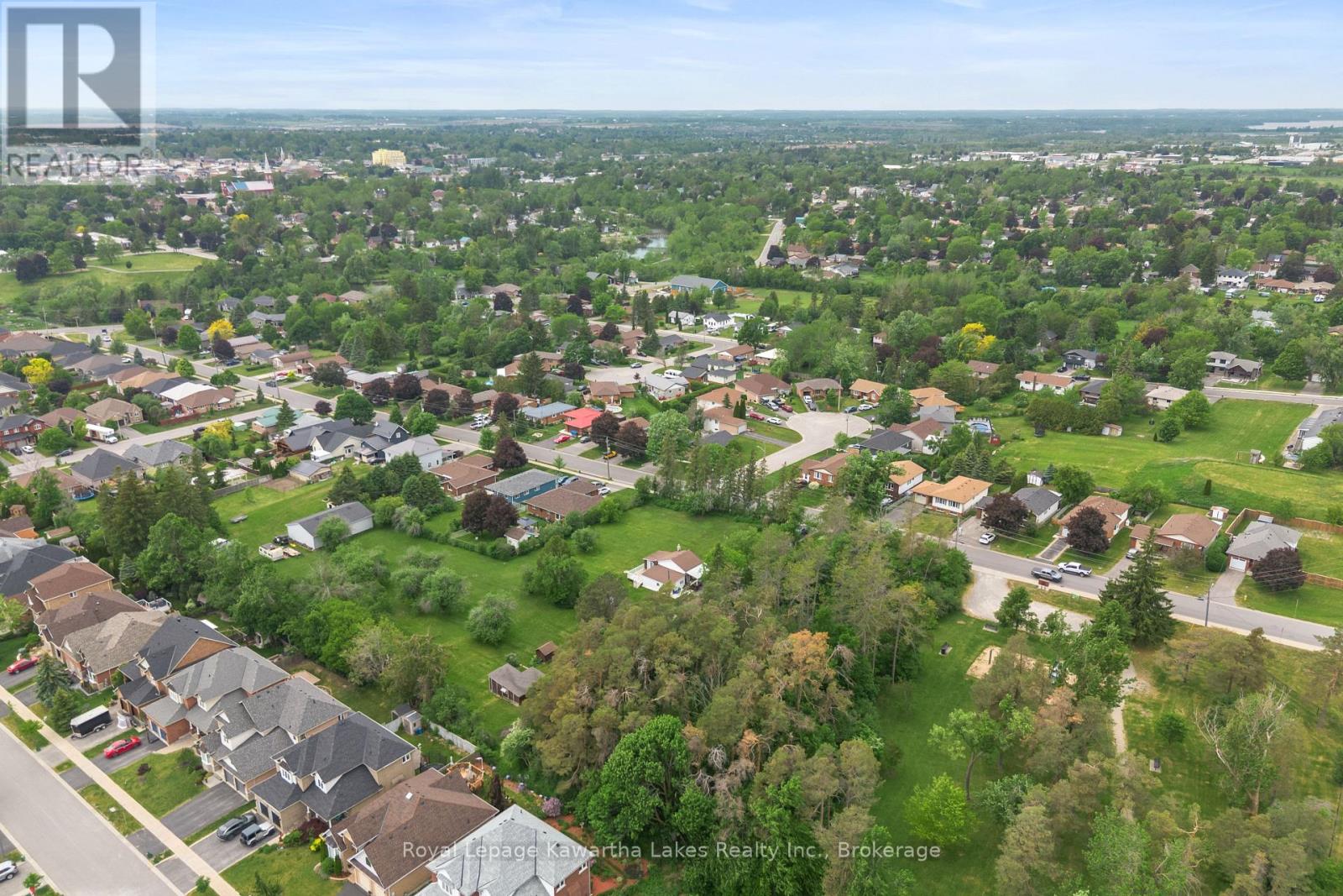 55 Parkside Drive, Kawartha Lakes (Lindsay), Ontario  K9V 5Y1 - Photo 7 - X13419888