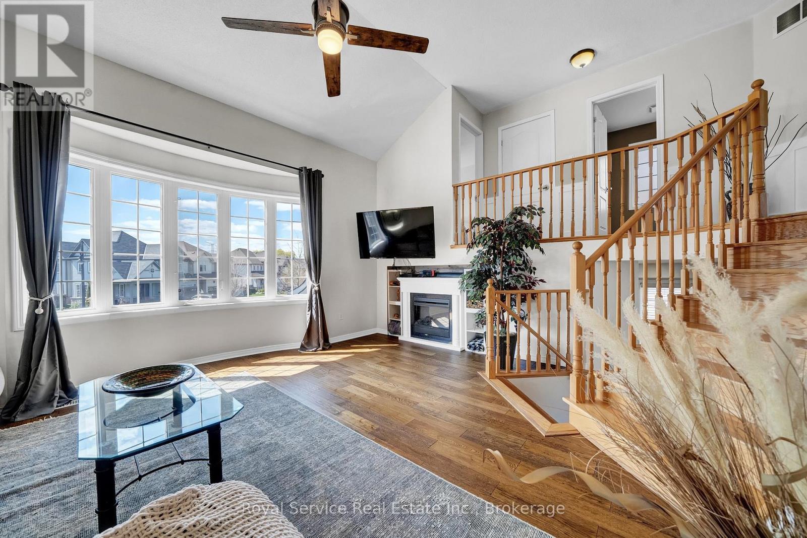 35 Alldread Crescent, Clarington (Newcastle), Ontario  L1B 0C2 - Photo 2 - E13420880