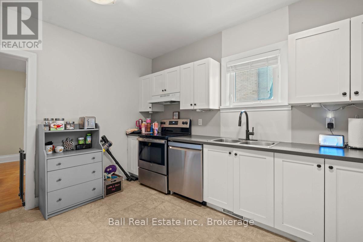 21 Aylmer Street S, Peterborough (Town Ward 3), Ontario  K9J 3H6 - Photo 13 - X13420800