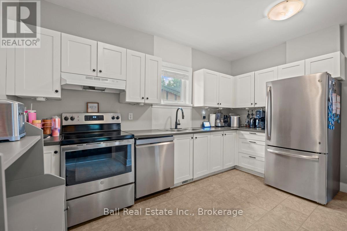 21 Aylmer Street S, Peterborough (Town Ward 3), Ontario  K9J 3H6 - Photo 16 - X13420800
