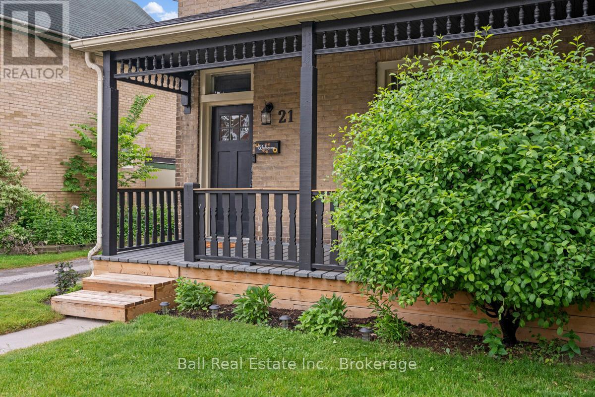 21 Aylmer Street S, Peterborough (Town Ward 3), Ontario  K9J 3H6 - Photo 5 - X13420800