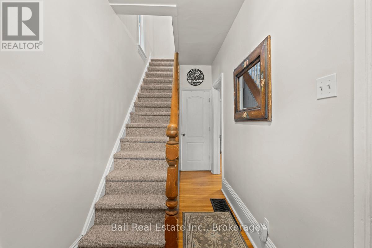 21 Aylmer Street S, Peterborough (Town Ward 3), Ontario  K9J 3H6 - Photo 7 - X13420800