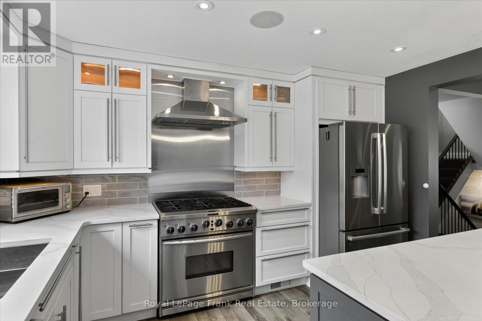 959 Weller Street, Peterborough (Monaghan Ward 2), Ontario  K9J 4Y3 - Photo 10 - X13420888
