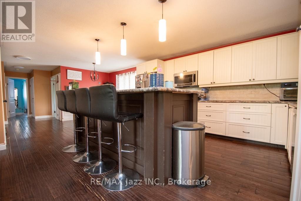 270 Clifford Road, Douro-Dummer, Ontario  K0L 3A0 - Photo 6 - X13420936