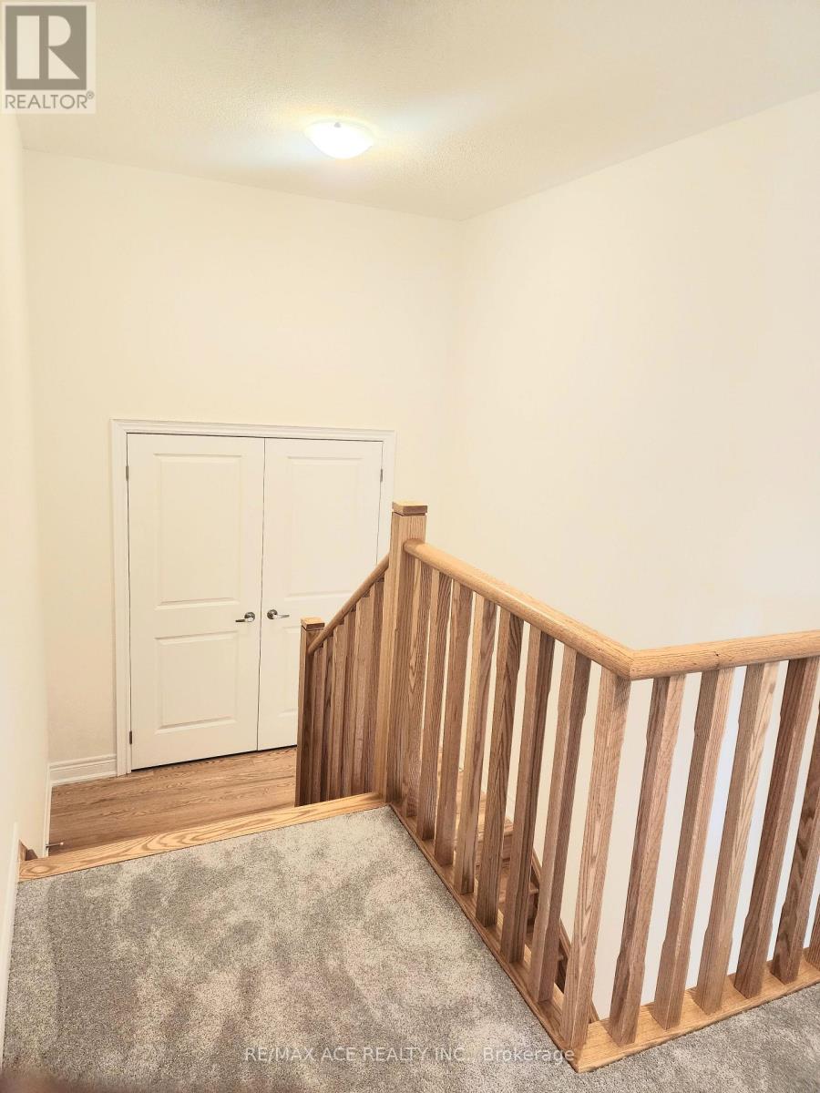 22 Rogerson Street, Clarington (Newcastle), Ontario  L1B 0W4 - Photo 11 - E13422842