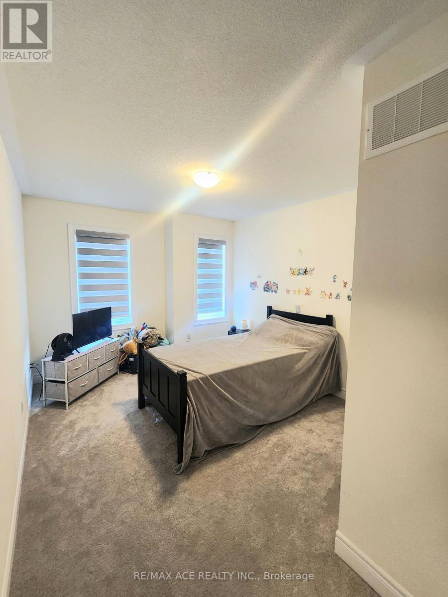22 Rogerson Street, Clarington (Newcastle), Ontario  L1B 0W4 - Photo 20 - E13422842