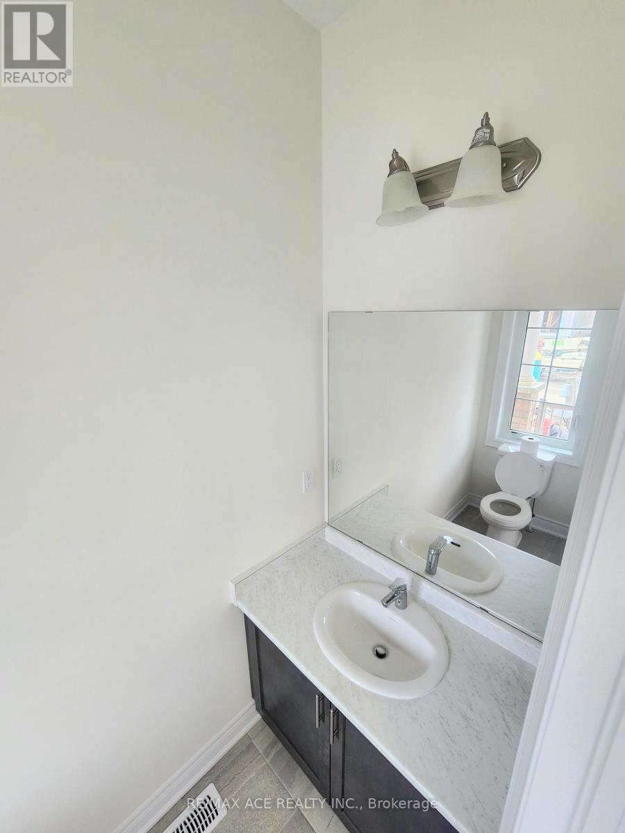 22 Rogerson Street, Clarington (Newcastle), Ontario  L1B 0W4 - Photo 22 - E13422842