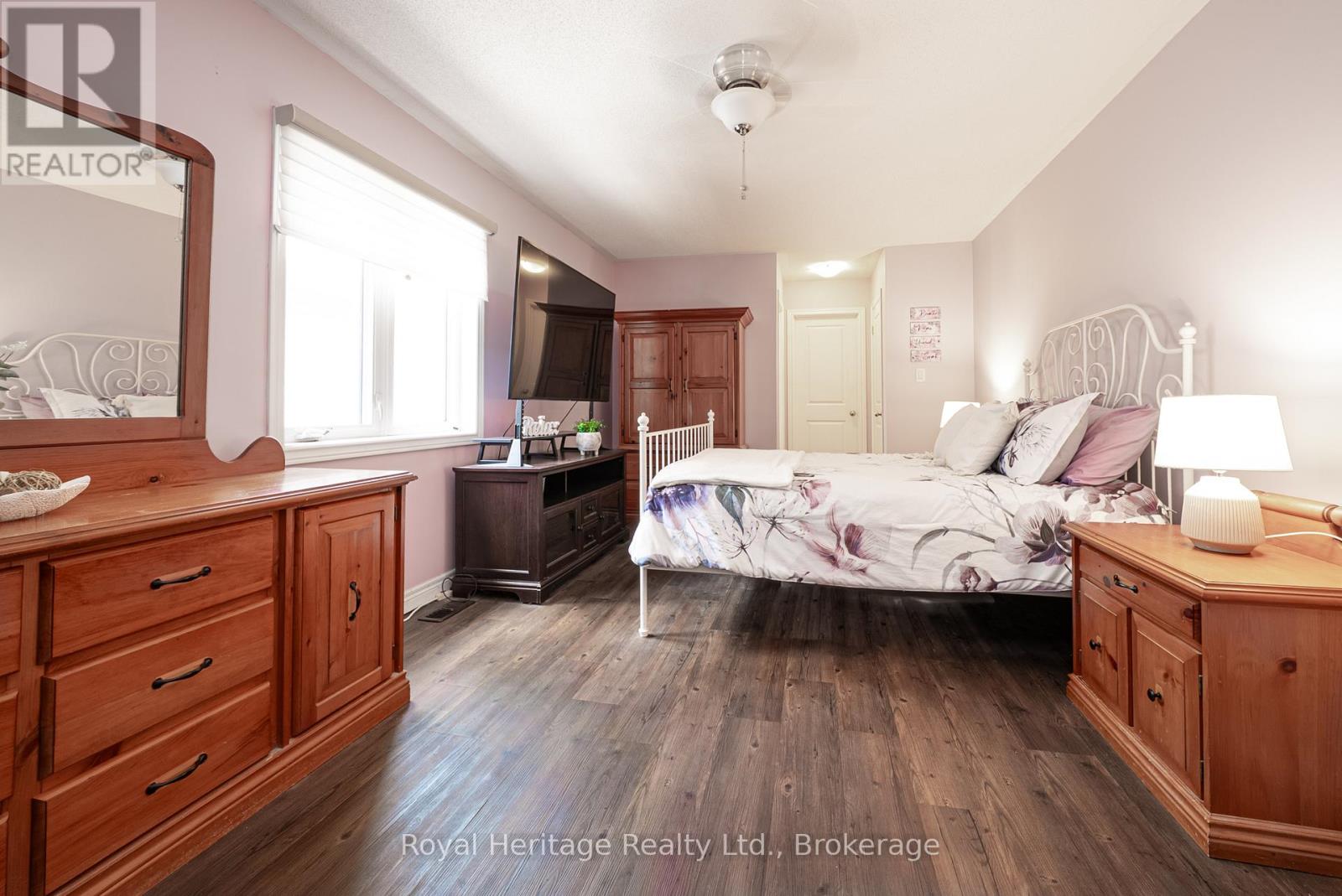 862 Emery Way, Peterborough (Monaghan Ward 2), Ontario  K9J 0H7 - Photo 10 - X13424208
