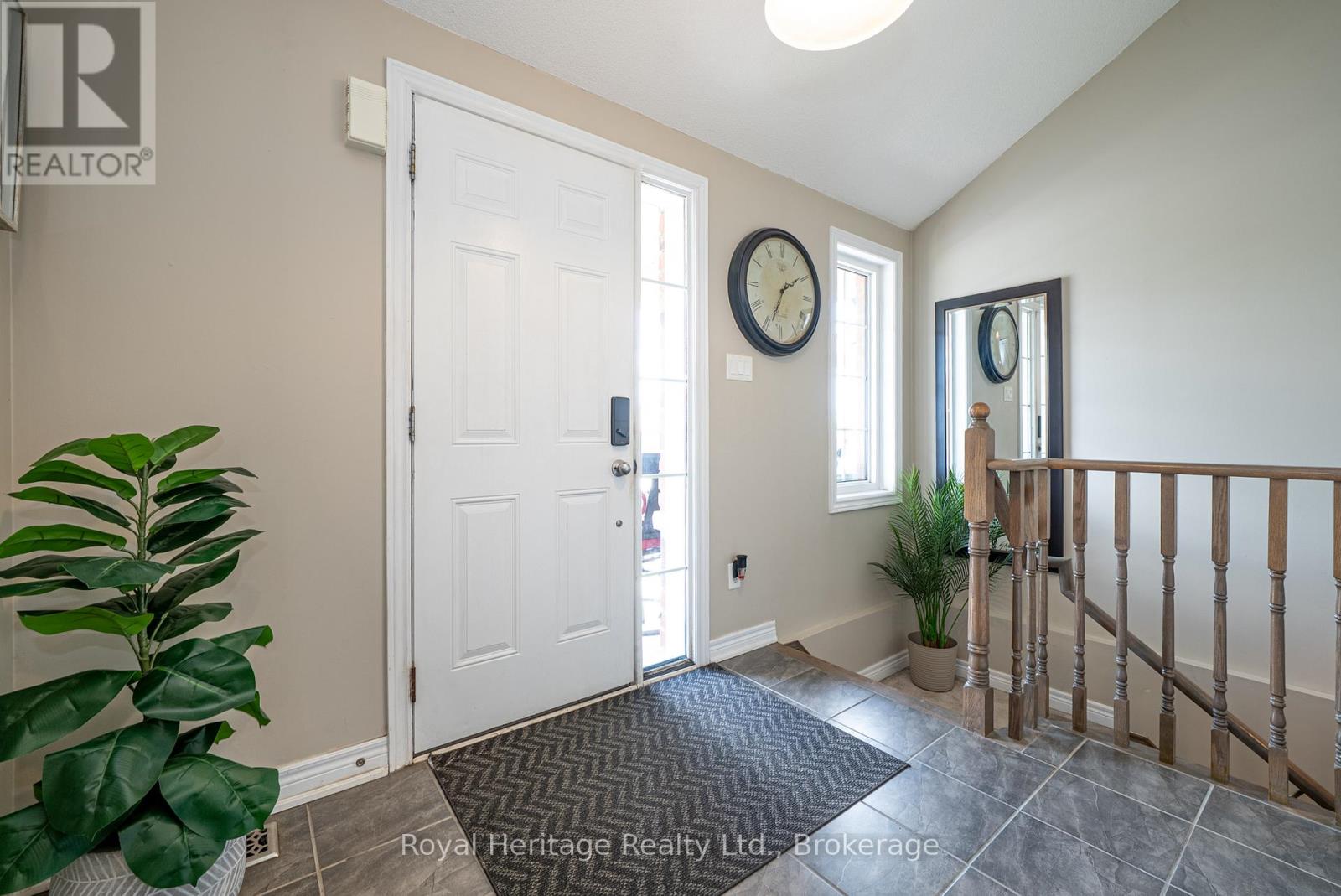 862 Emery Way, Peterborough (Monaghan Ward 2), Ontario  K9J 0H7 - Photo 3 - X13424208