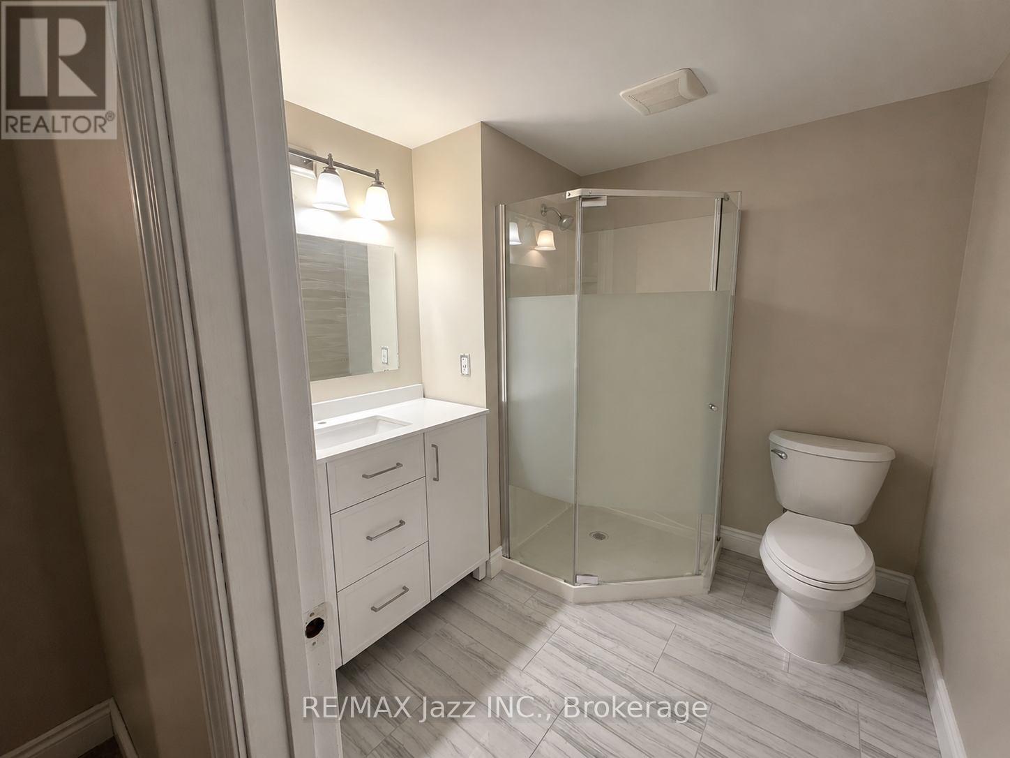 B - 624 Stewart Street, Peterborough (Town Ward 3), Ontario  K9H 4C3 - Photo 13 - X13424460