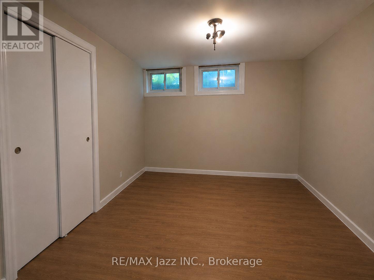 B - 624 Stewart Street, Peterborough (Town Ward 3), Ontario  K9H 4C3 - Photo 5 - X13424460