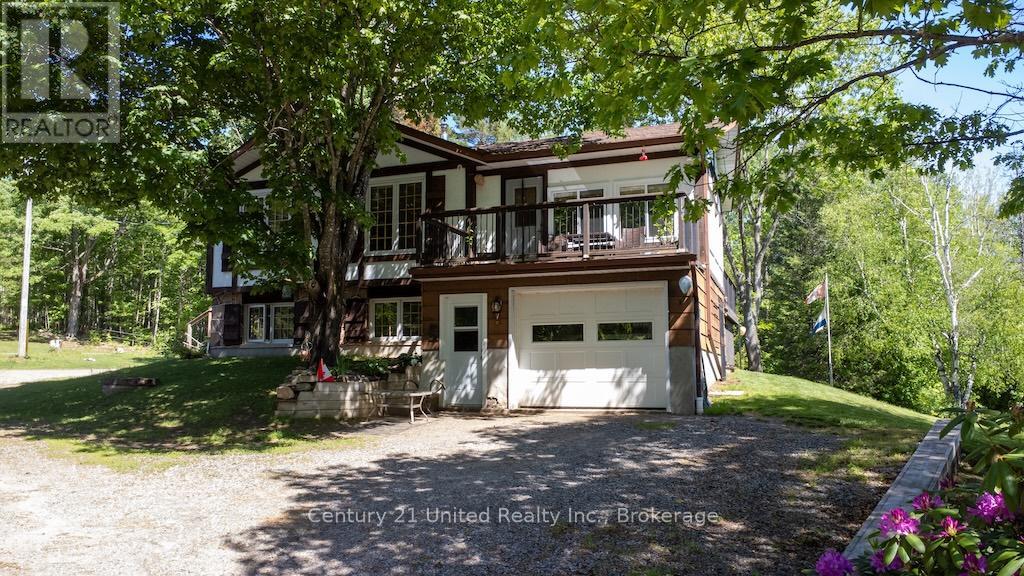 2003 Hybla Road, Hastings Highlands (Monteagle Ward), Ontario  K0L 1C0 - Photo 2 - X13424508