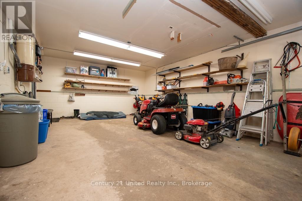 2003 Hybla Road, Hastings Highlands (Monteagle Ward), Ontario  K0L 1C0 - Photo 45 - X13424508