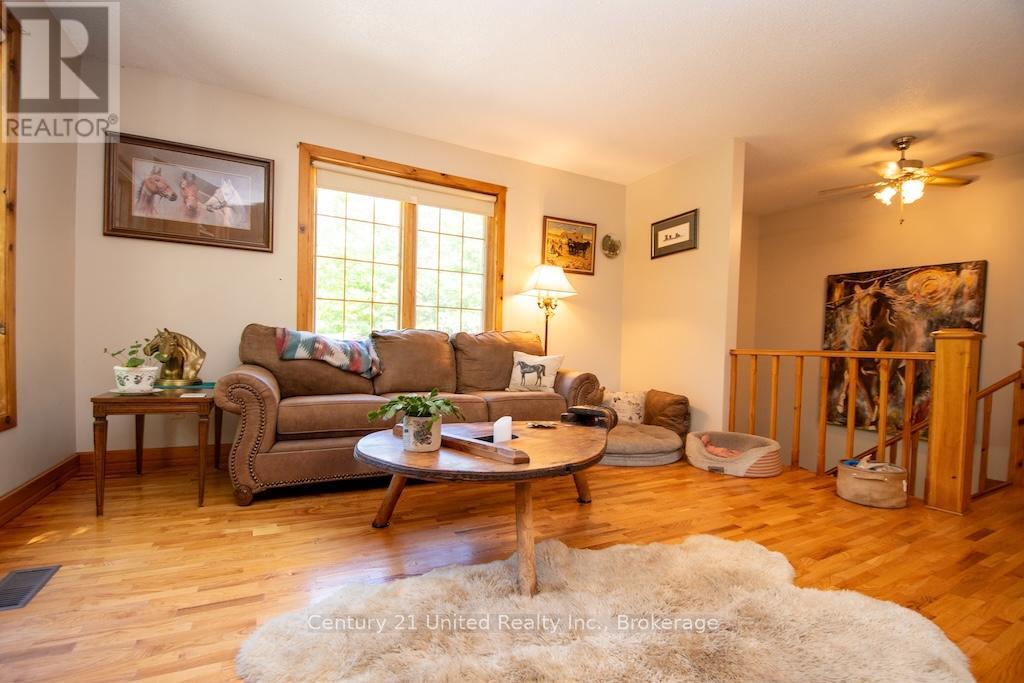 2003 Hybla Road, Hastings Highlands (Monteagle Ward), Ontario  K0L 1C0 - Photo 7 - X13424508