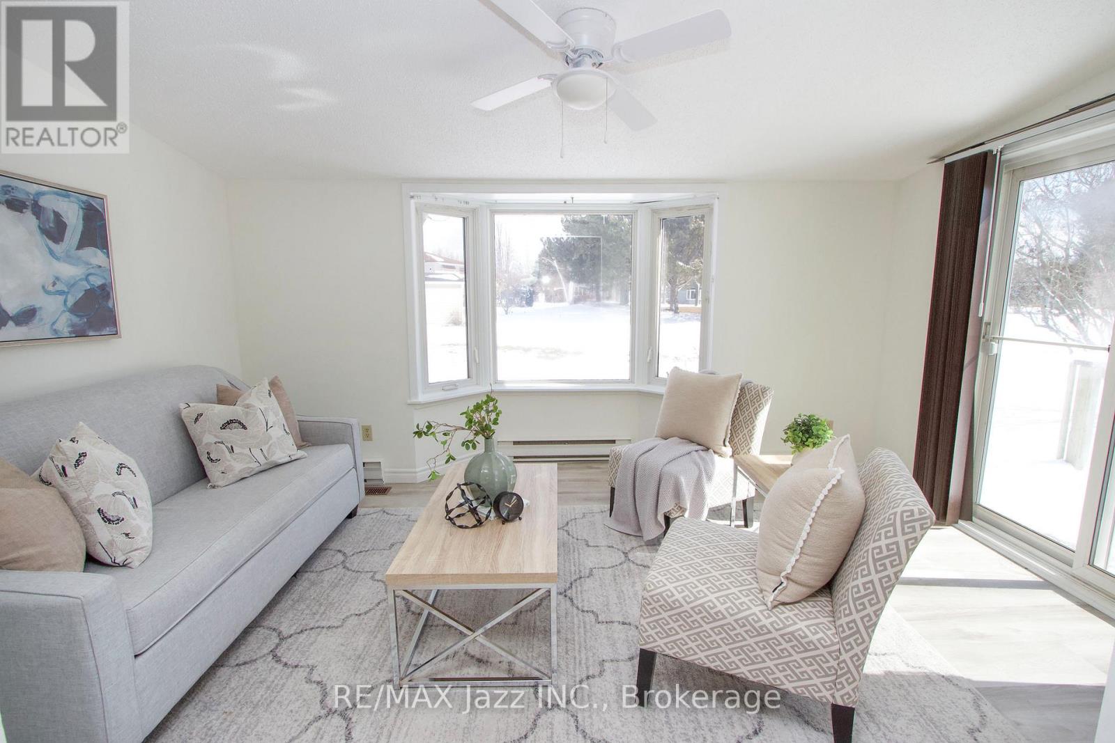 13 Steelhead Lane, Clarington (Newcastle), Ontario  L1B 1B4 - Photo 12 - E13424972