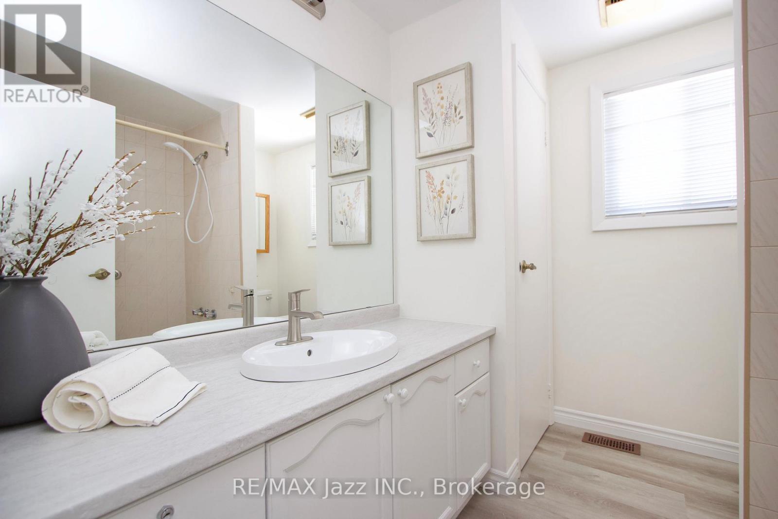 13 Steelhead Lane, Clarington (Newcastle), Ontario  L1B 1B4 - Photo 18 - E13424972