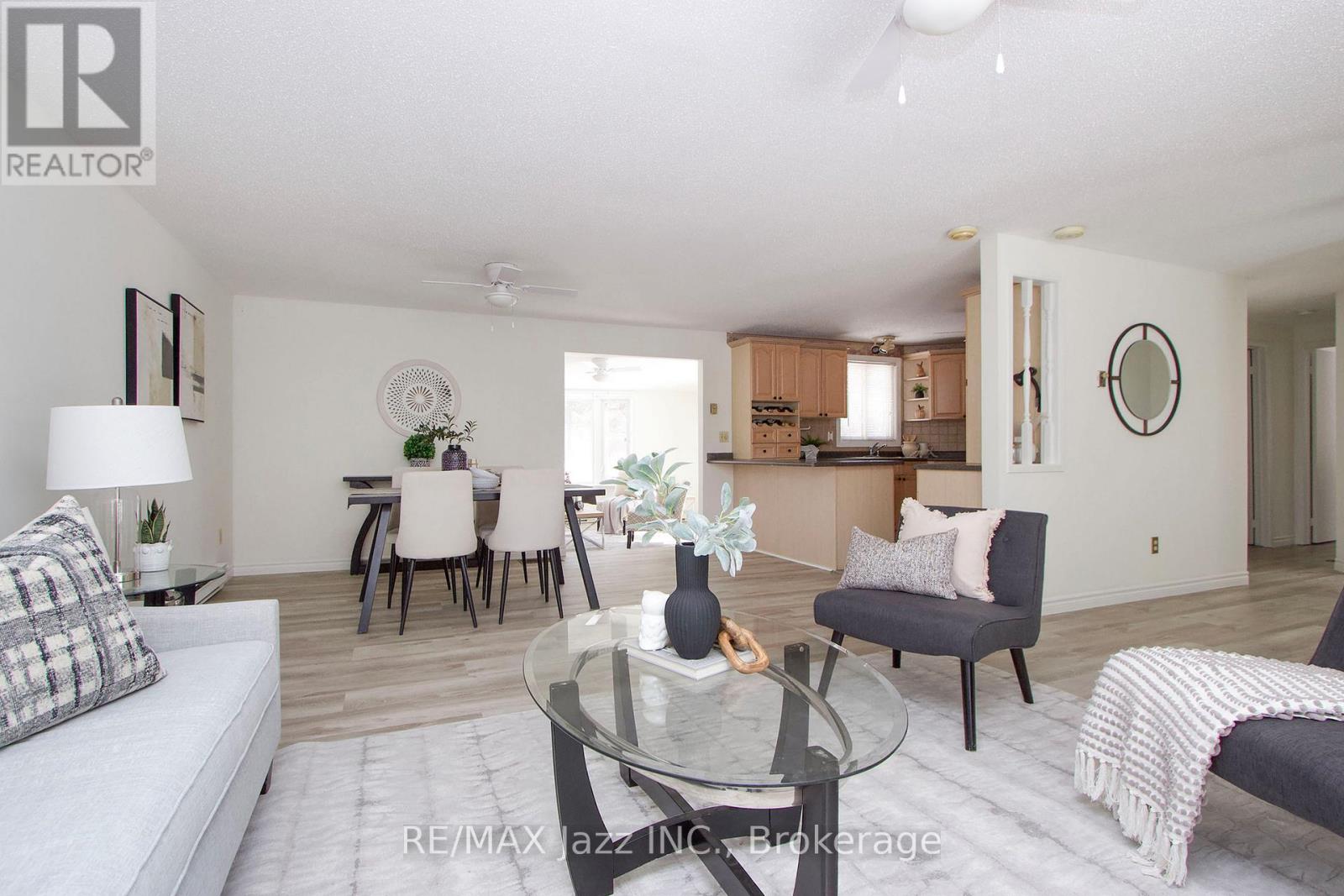 13 Steelhead Lane, Clarington (Newcastle), Ontario  L1B 1B4 - Photo 5 - E13424972