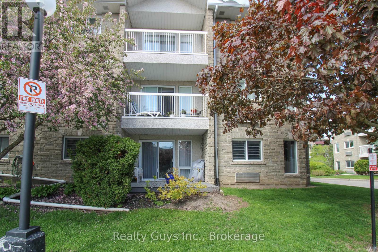 224 - 1099 Clonsilla Avenue, Peterborough (Otonabee Ward 1), Ontario  K9J 8L7 - Photo 2 - X13424948