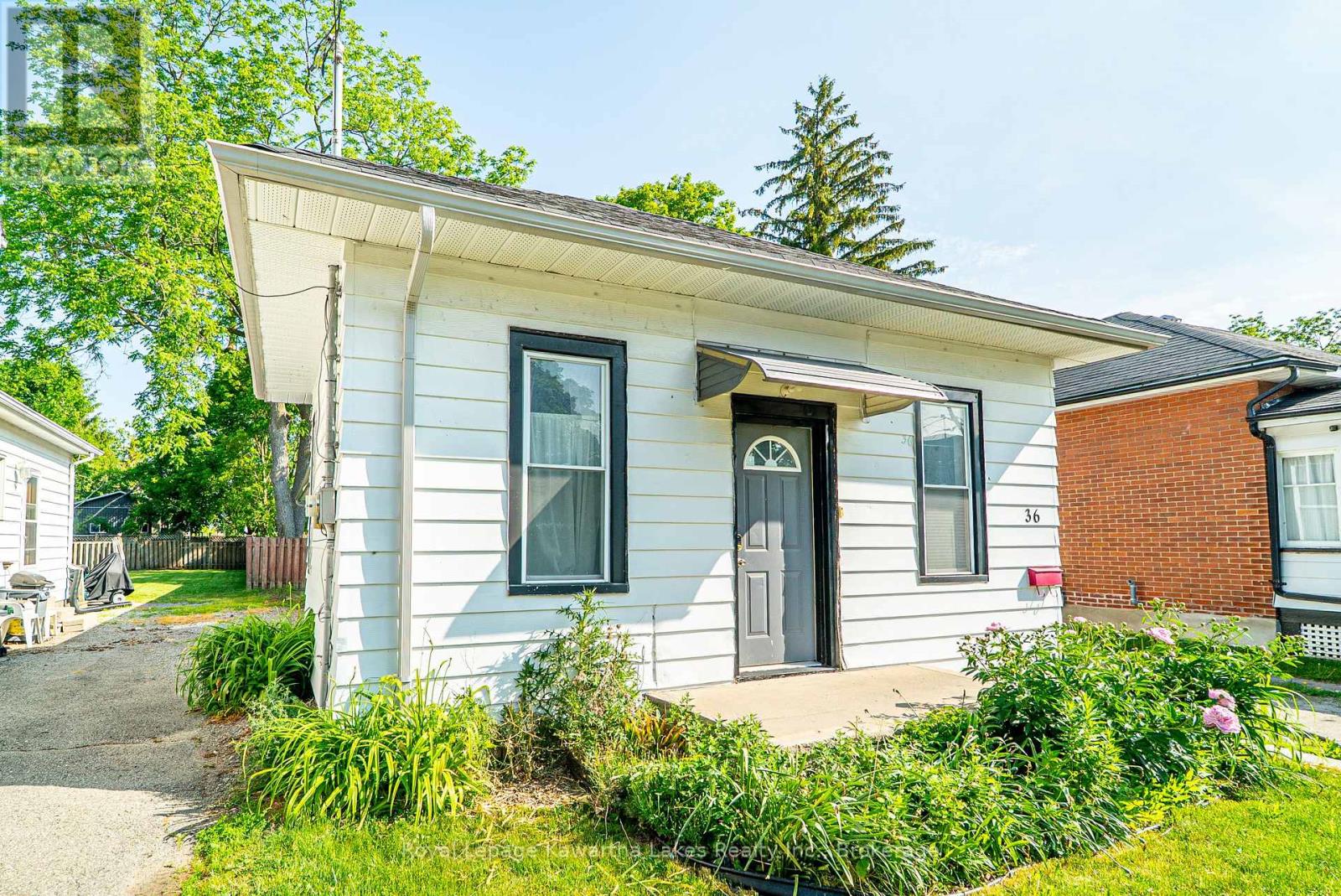 36 MELBOURNE STREET W, kawartha lakes (lindsay), Ontario