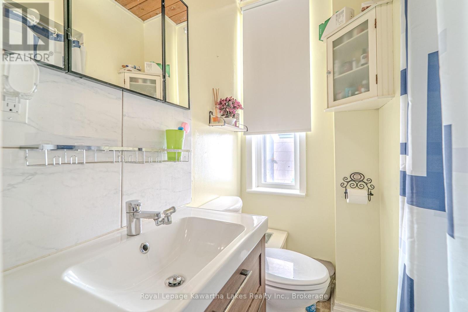 36 Melbourne Street W, Kawartha Lakes (Lindsay), Ontario  K9V 2S8 - Photo 11 - X13425676