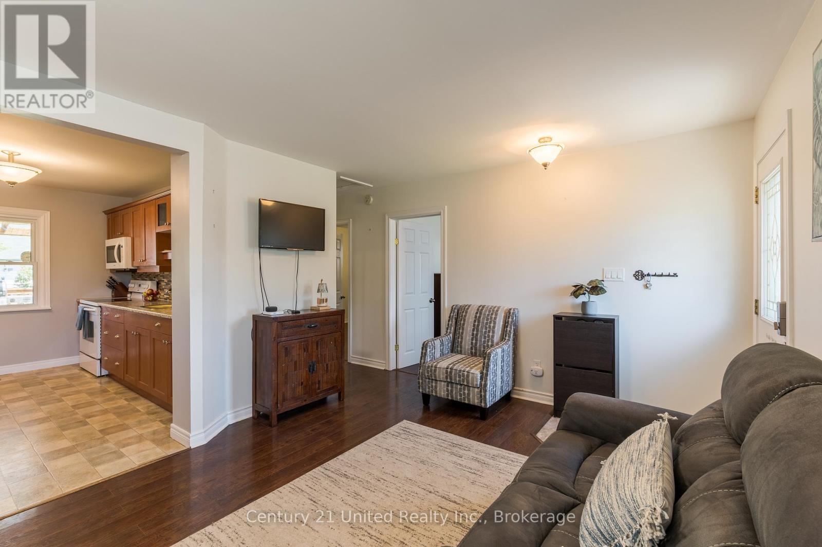 470 O'connell Road, Peterborough (Otonabee Ward 1), Ontario  K9J 4C9 - Photo 5 - X13425828