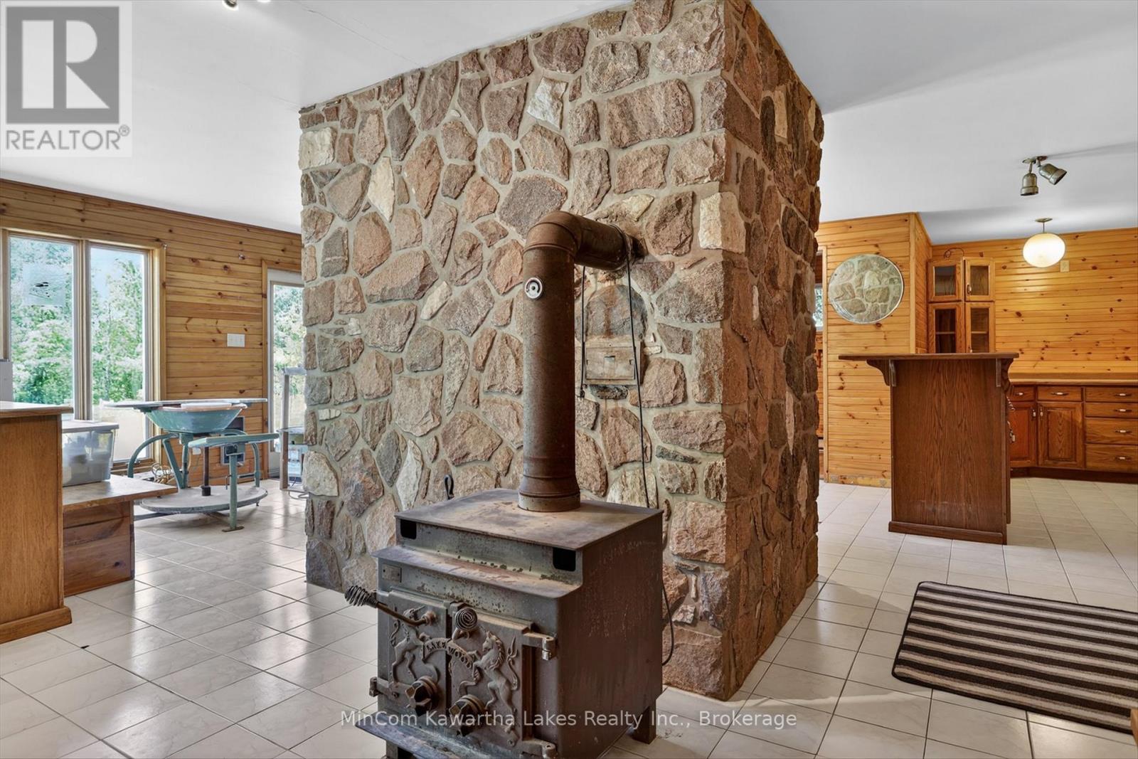 48 Fire Route 31 W, Trent Lakes, Ontario  K0L 1J0 - Photo 38 - X13426510