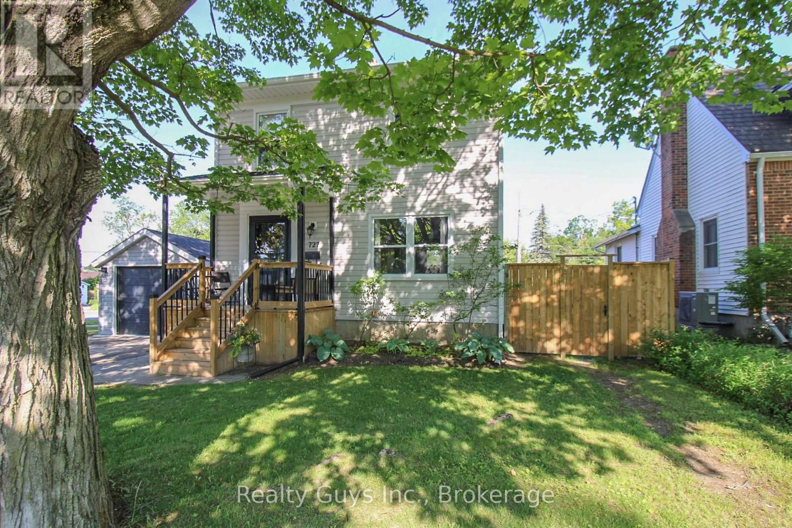 727 Chesterfield Avenue, Peterborough (Northcrest Ward 5), Ontario  K9H 4Y1 - Photo 2 - X13427080
