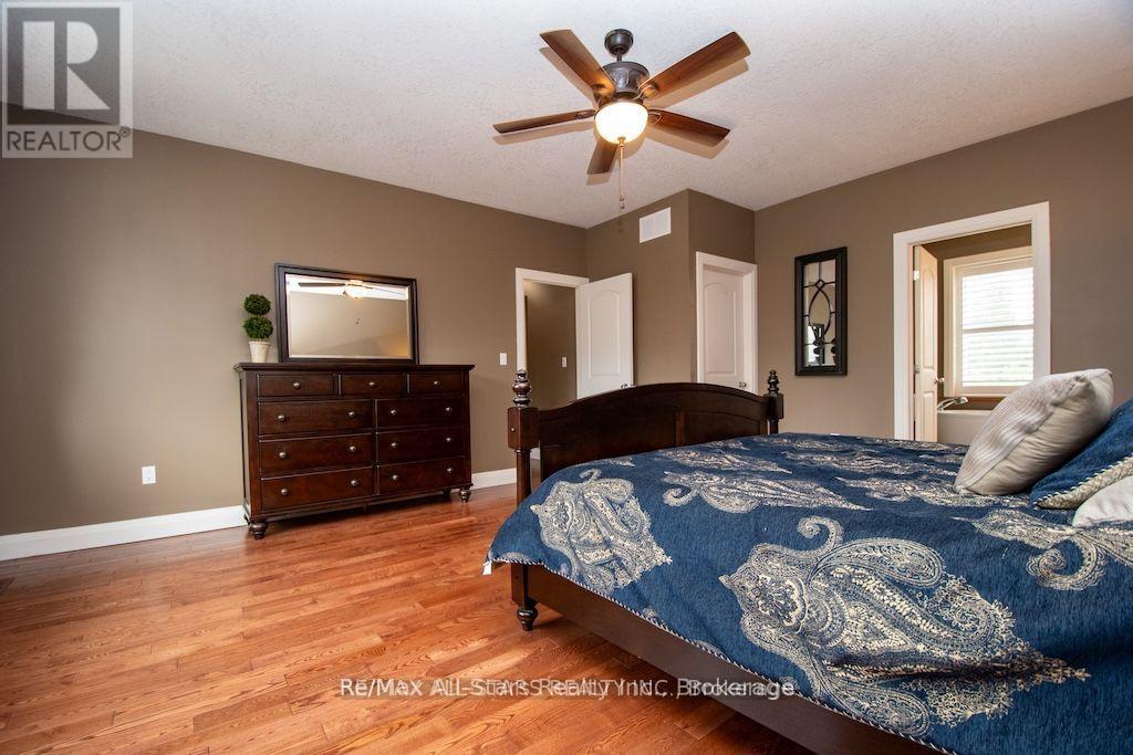 15 Rustlewood Avenue, Kawartha Lakes (Manvers), Ontario  L0A 1A0 - Photo 17 - X13427618